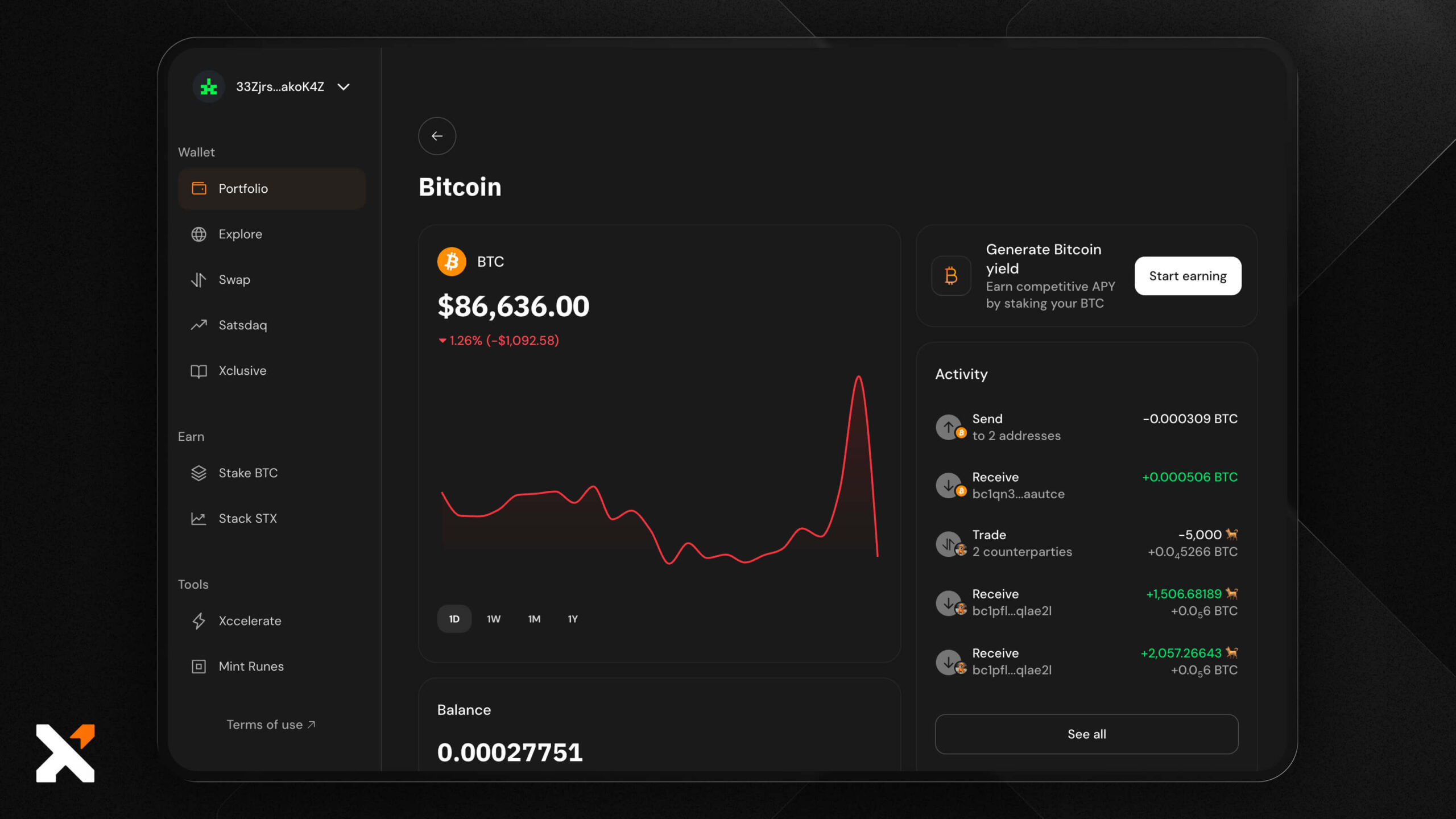 Người dùng đang quản lý danh mục đầu tư tiền điện tử của mình bằng sự kết hợp giữa ví phần cứng và ví phần mềm
