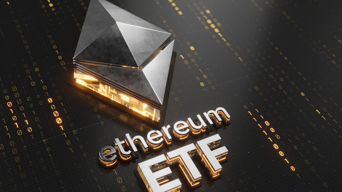 Hoạt động sôi động của các quỹ ETF Ethereum trên thị trường tiền điện tử, phản ánh sự quan tâm của nhà đầu tư