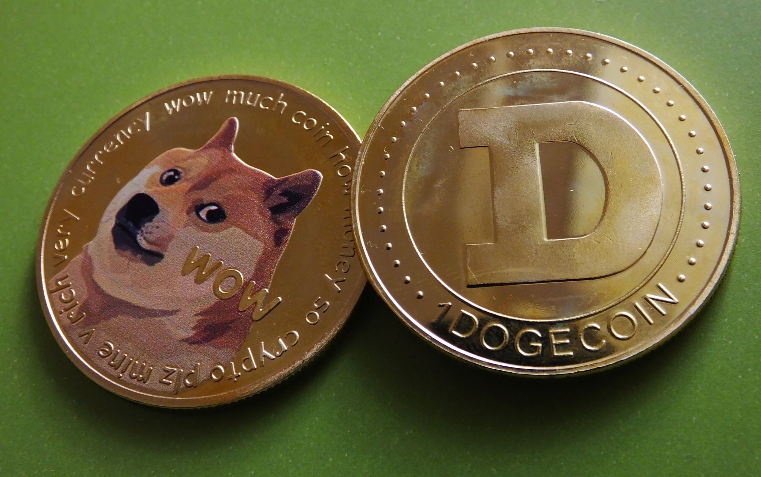 Biểu tượng đồng Dogecoin, một trong những meme coin sẽ được đưa vào quỹ ETF của T. Rowe Price